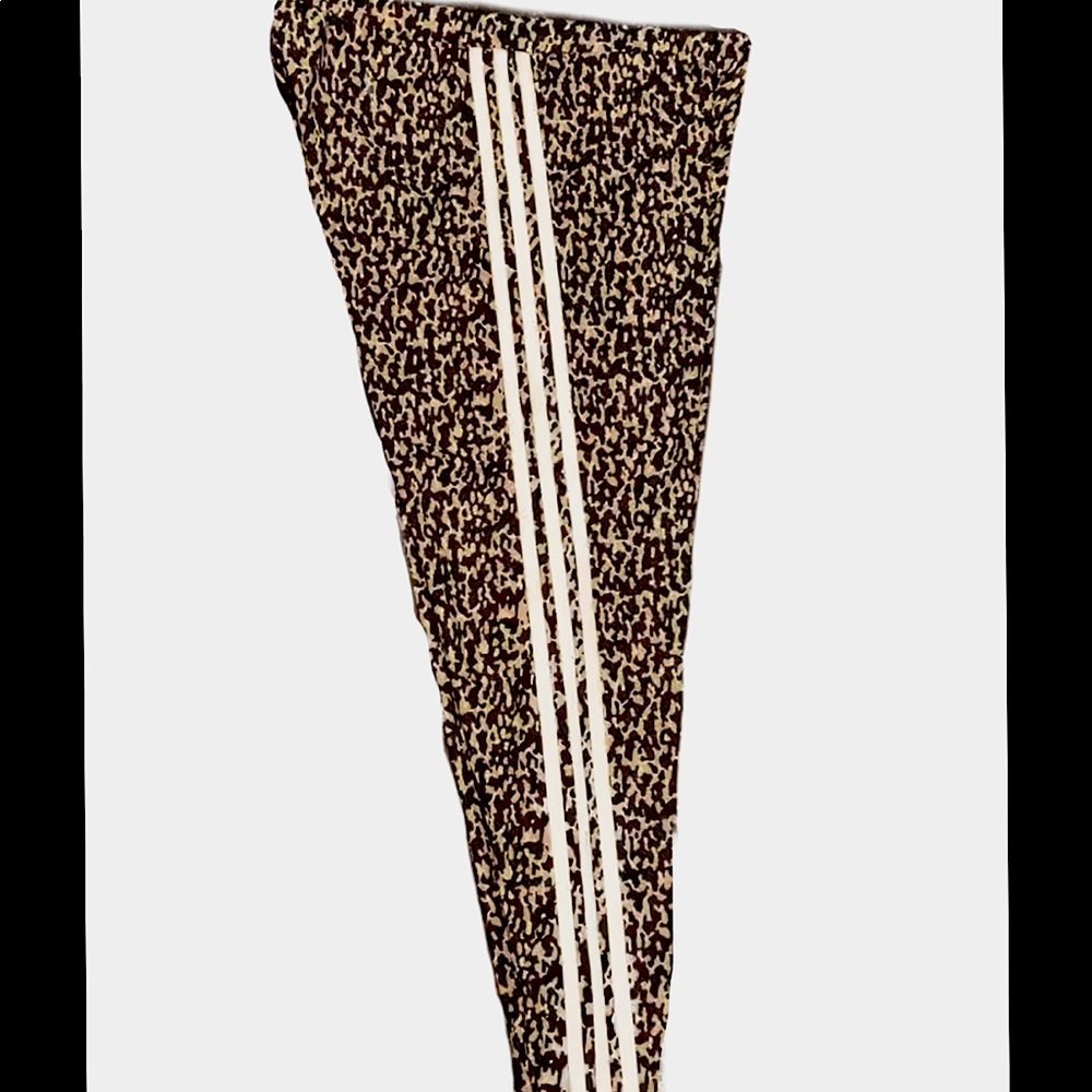 Adidas three strip cheetah print leggings
